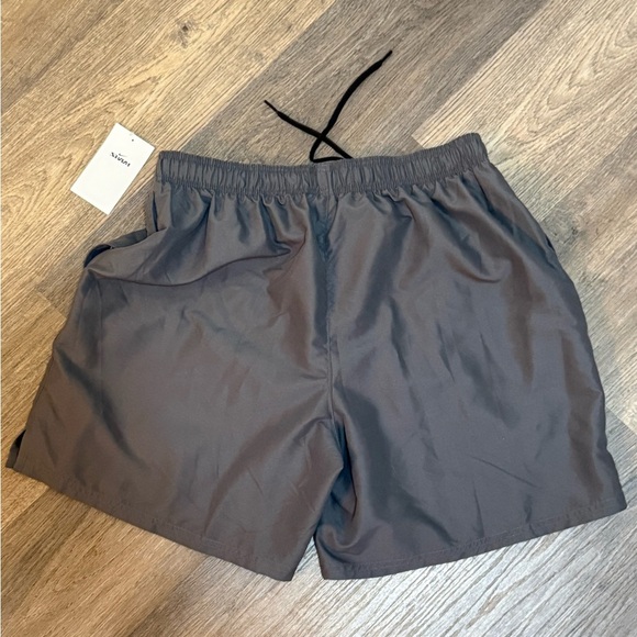 NWT Men's XL Nike Swim Grey Athletic / Swim Drawstring Shorts - 6" Inseam - Picture 2 of 3